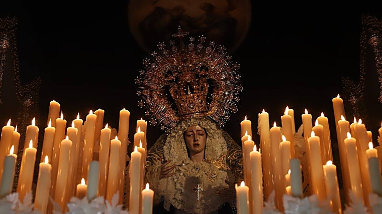 La Virgen de la Estrella, en su paso de palio