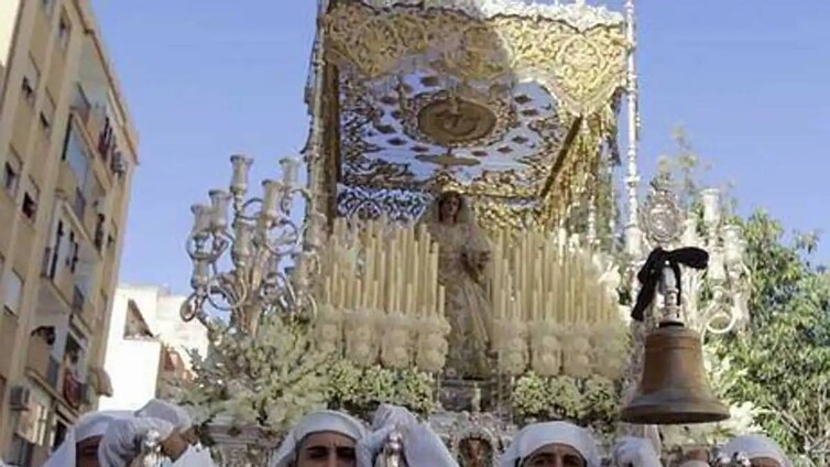 El tiempo para el Martes Santo: Esperando a la Virgen del Rocío, la 'novia' de Málaga