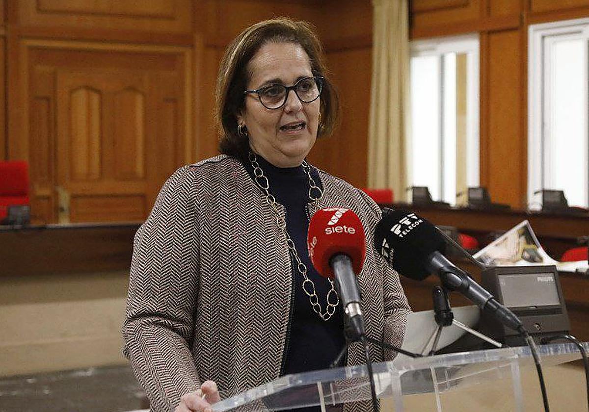 La edil de Hacienda, durante una comparecencia