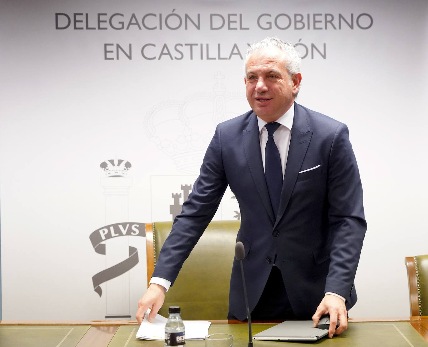 El delegado del Gobierno en Castilla y León, Nicanor Sen, en rueda de prensa