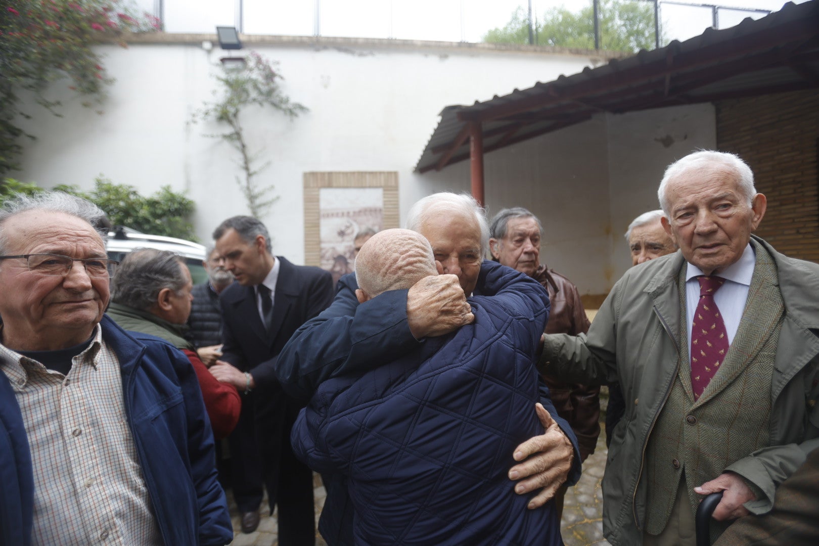 Las imágenes del último adiós taurino a Gabriel de la Haba &#039;Zurito&#039; en Los Califas