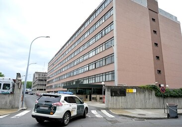 Vista de los cuarteles de la Guardia Civil en Carballo (La Coruña) (archivo)