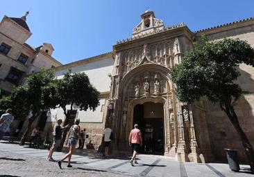 Cultura tumba la instalación de una antena de telefonía sobre el Palacio de Congresos de Córdoba y frente a la Mezquita