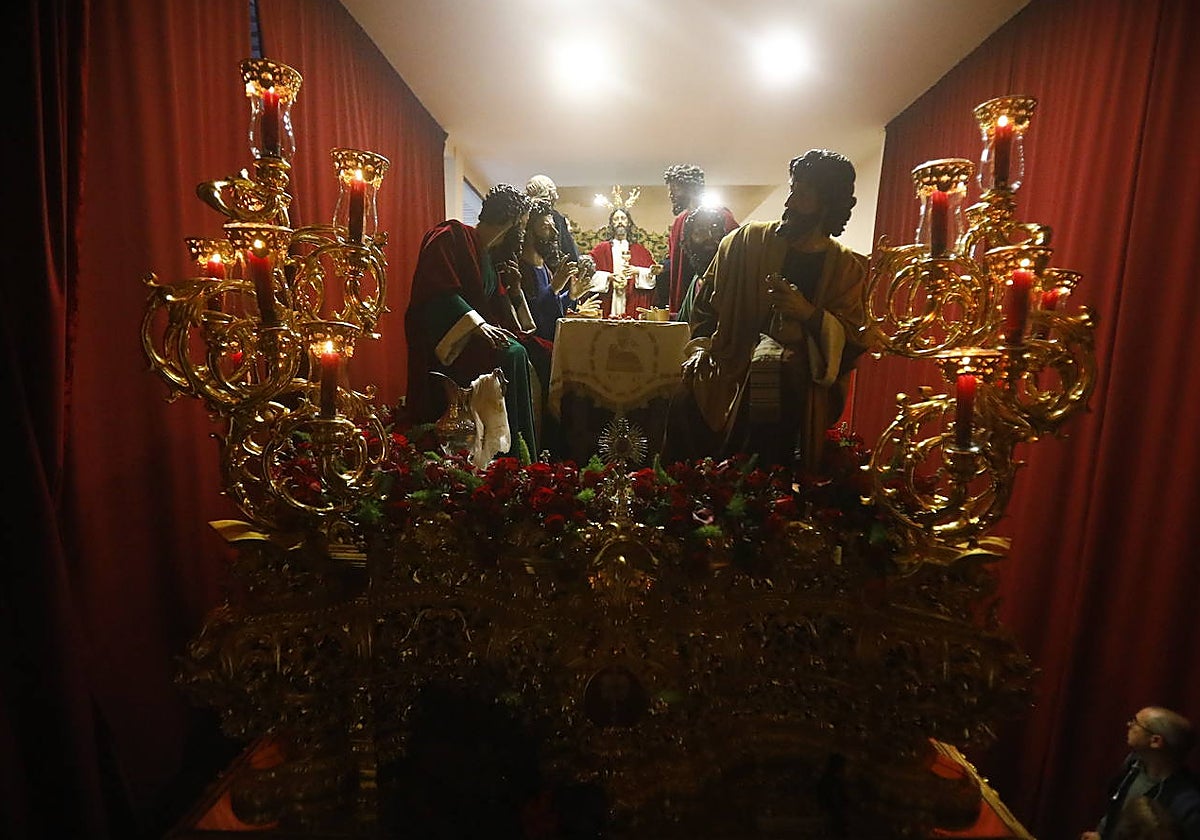 El misterio de la Sagrada Cena, en su capilla