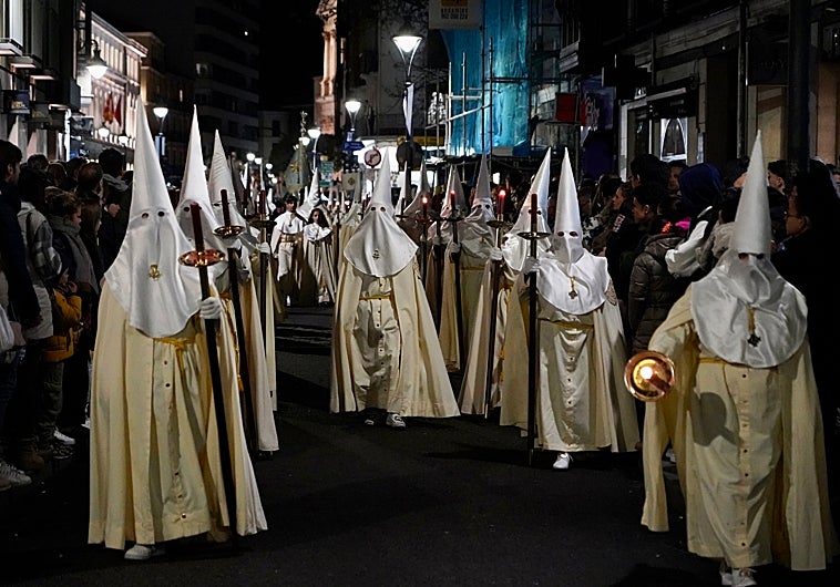 La Cofradía de la Sagrada Cena abre la Procesión General de Valladolid