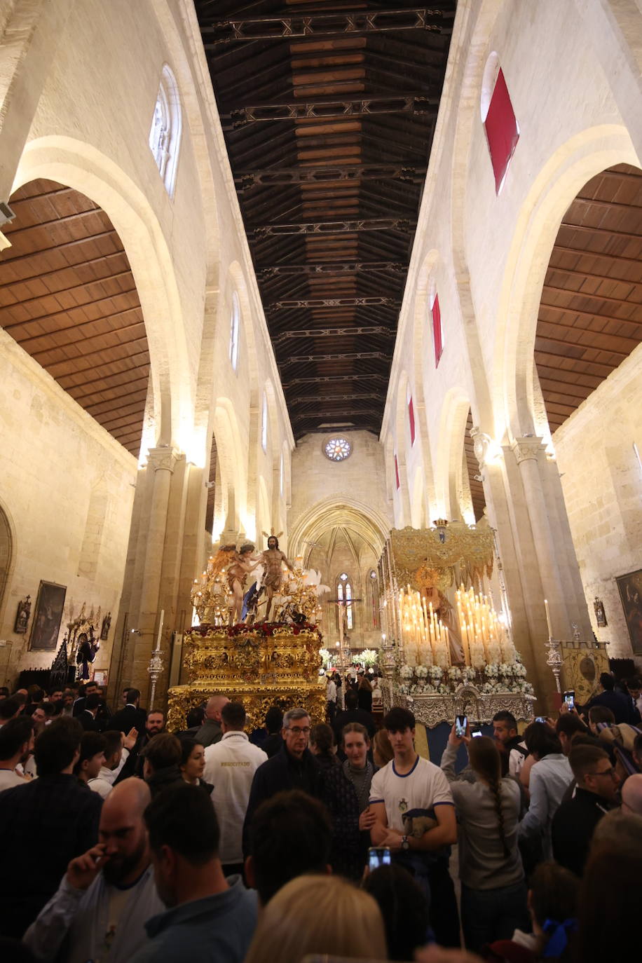 Las imágenes de la hermandad del Resucitado en la Semana Santa de Córdoba 2024
