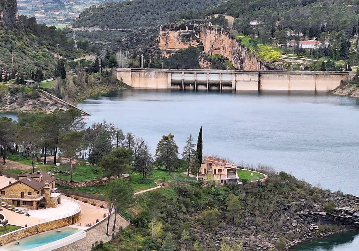 Tras las abundantes lluvias de las últimas semanas, los pantanos de cabecera almacenaban 1.000 Hm cúbicos