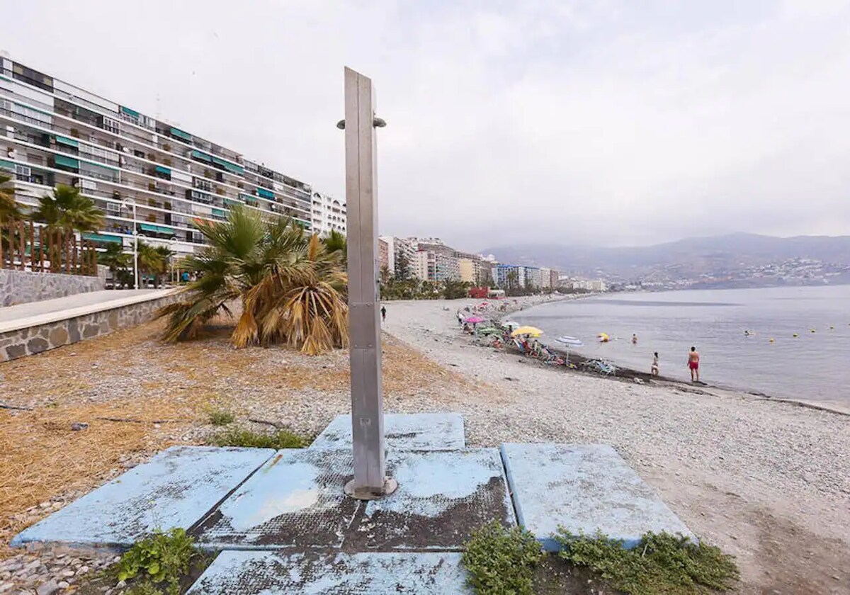 Playa de Velilla, en Almuñécar