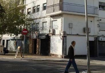 Muerte en la calle Reina Mercedes: «Estaba desfigurado; le dieron una paliza y lo liaron en unas mantas»
