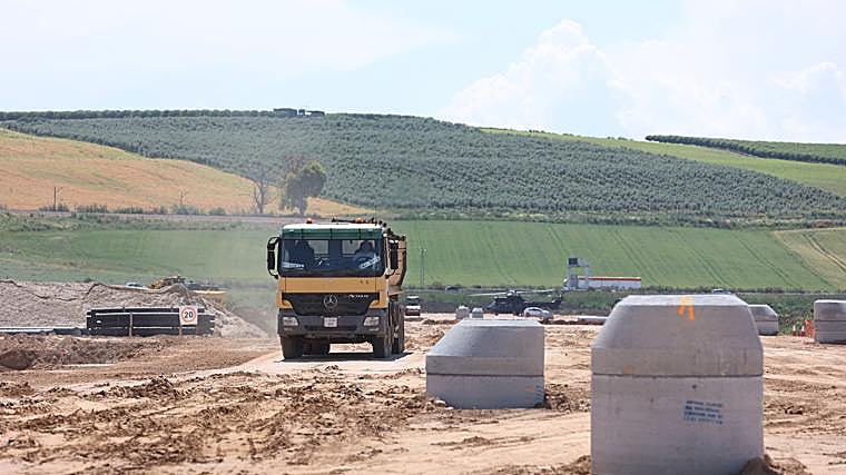 Obras de urbanización de la Base Logística
