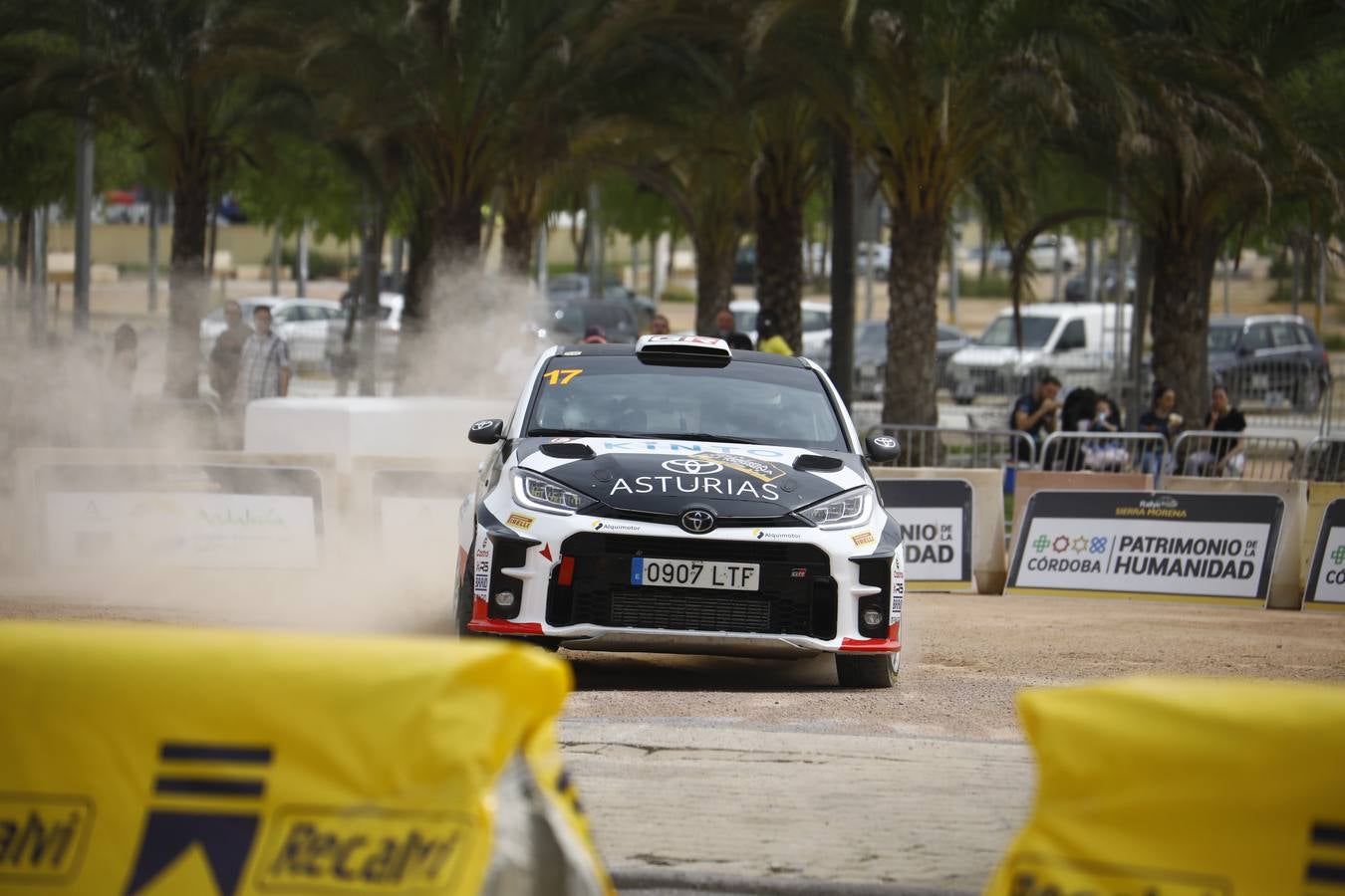 Las mejores imágenes del trepidante tramo urbano del Rallye Sierra Morena 2024