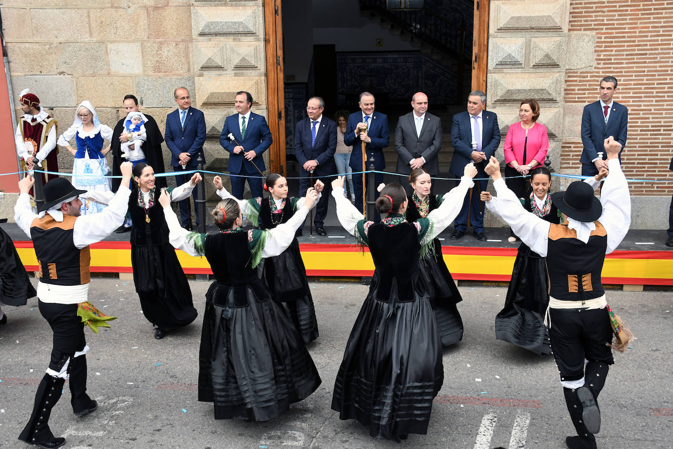 Talavera y su comarca se vuelcan con la fiesta de Las Mondas