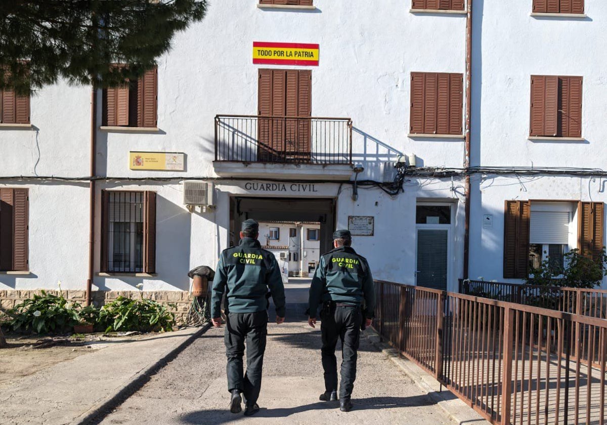 Puesto de la Guardia Civil de Torrijos , cuyos agentes han investigado el caso