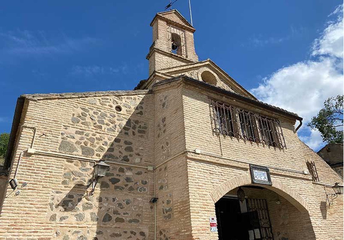 La primera de las rutas partirá de la ermita del Valle