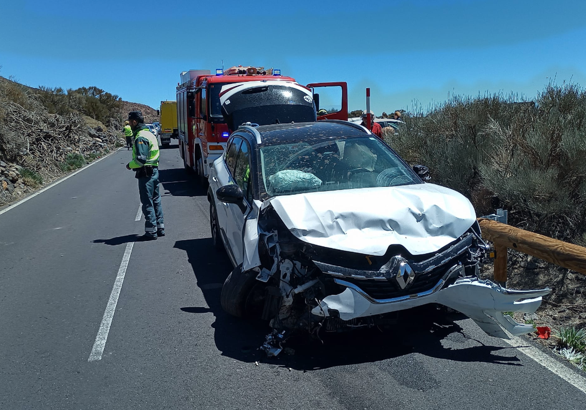 Accidente de tráfico en el Parque de La Orotava en foto de archivo