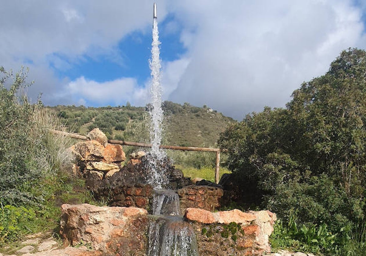 La Gancha, el aliviadero de conducción de agua de la fuente de Bernabé, que abastece a Carcabuey