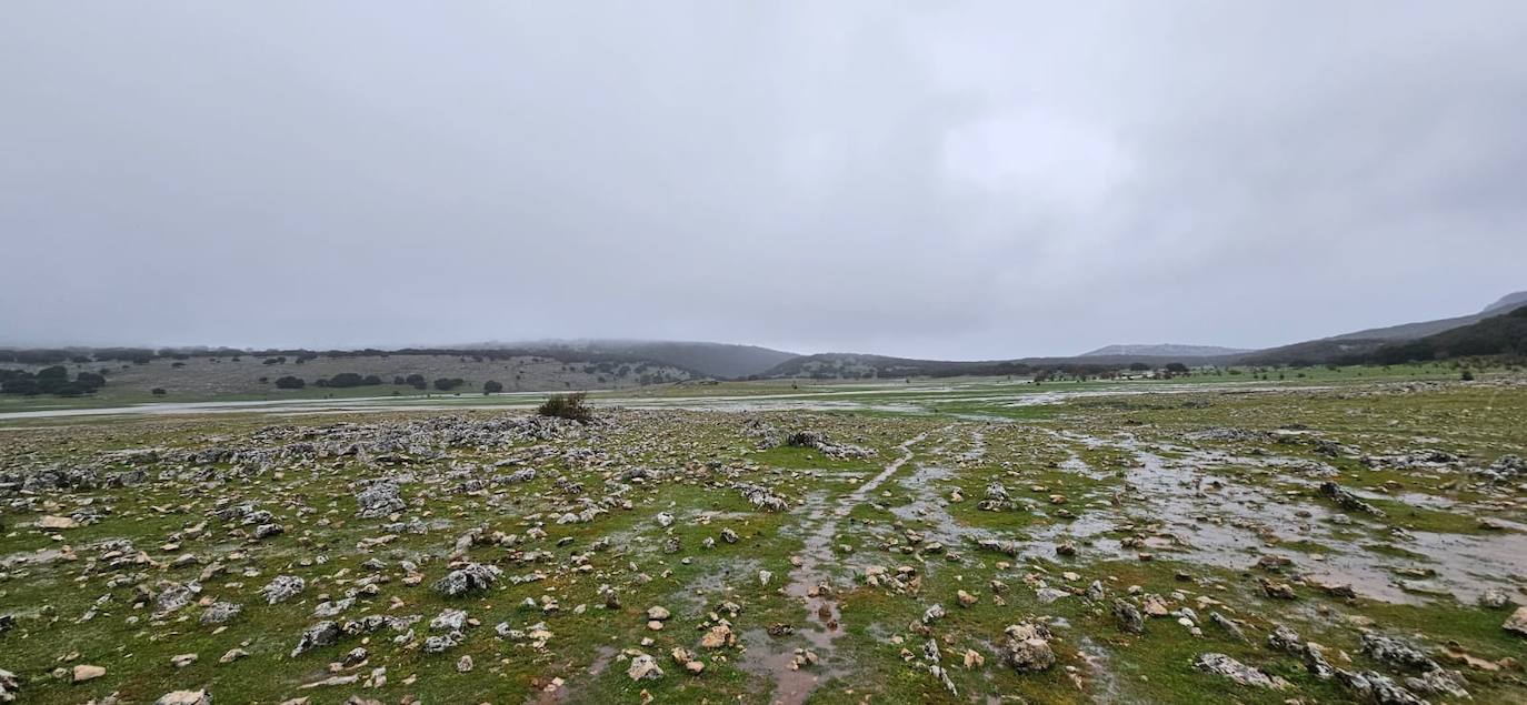 Fotos: el agua recobra su lugar en los parajes naturales de la Subbética de Córdoba