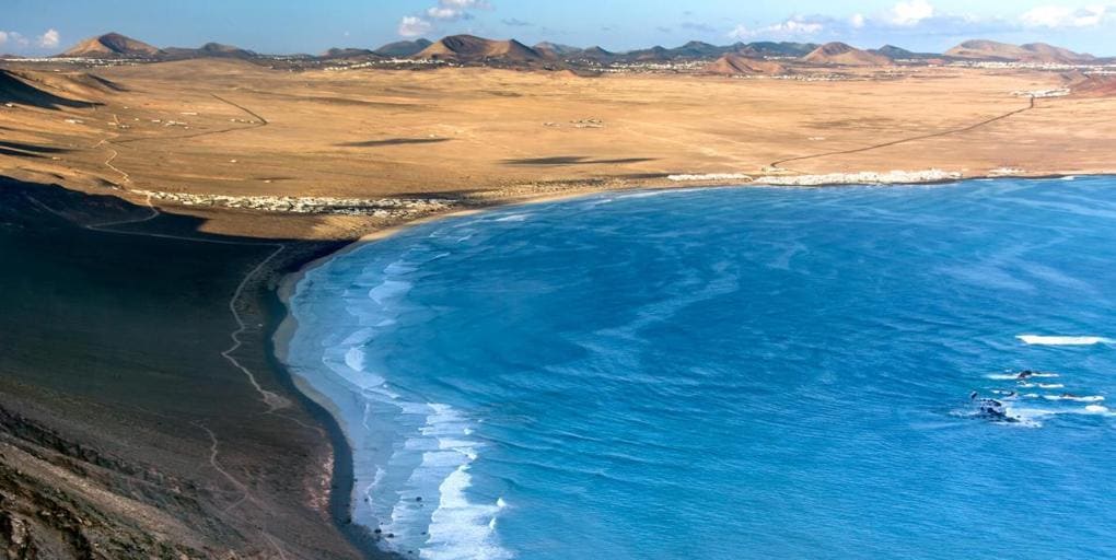 La playa de Canarias que ha sido nombrada una de las mejores del mundo según  Lonely Planet 