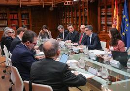 La Comisión de Venecia durante su visita a España