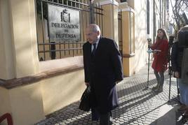 El abogado sevillano Luis Romero durante la última vista ante el Togado Militar 21 de Sevilla
