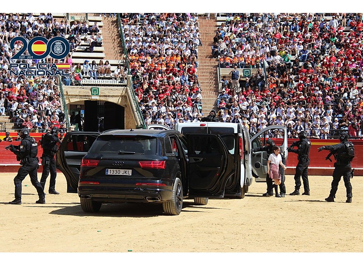 Imagen de la exhibición de la Policía Nacional en Valencia