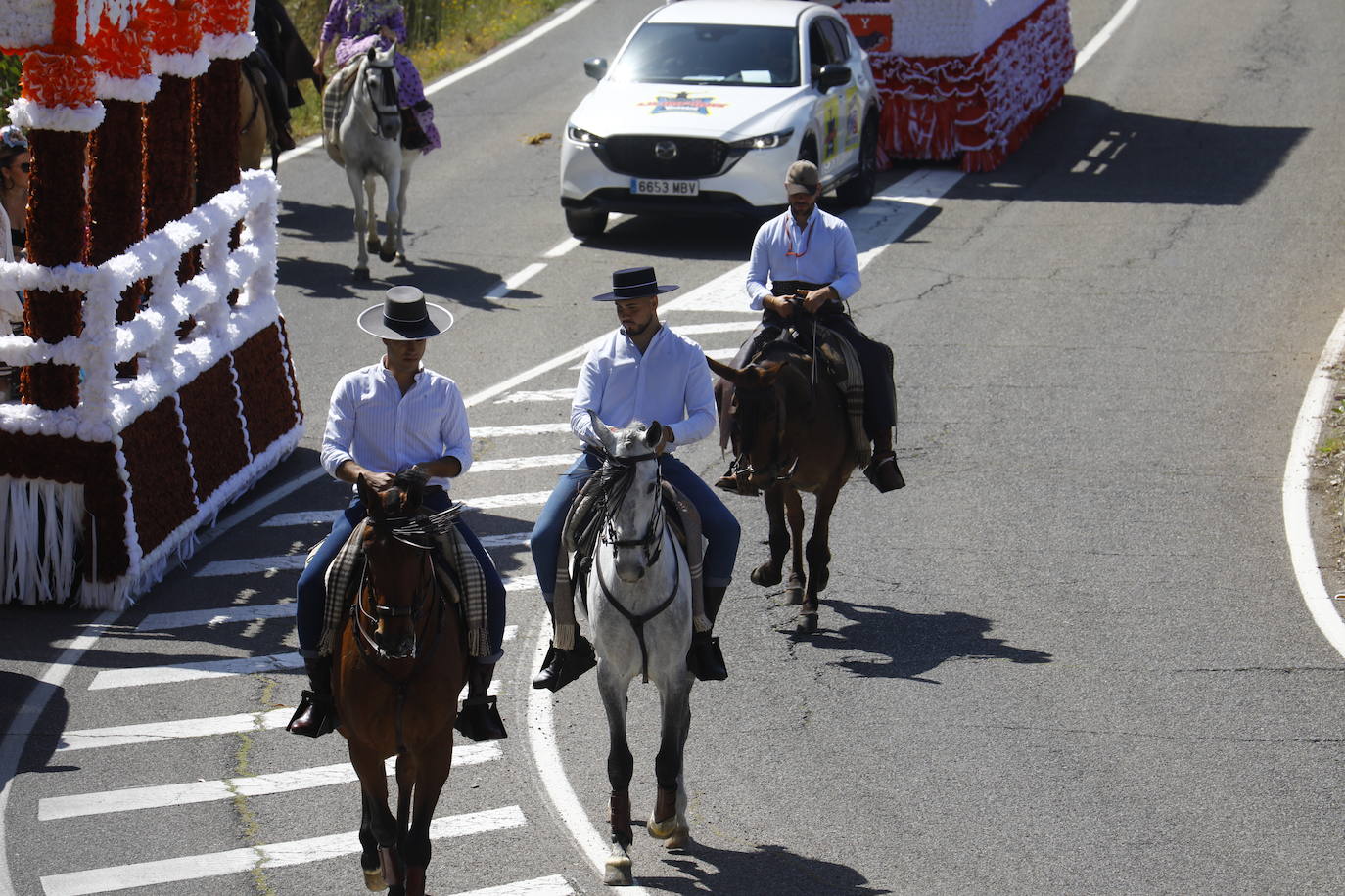 Fotos: la colorida romería de Santo Domingo en Córdoba