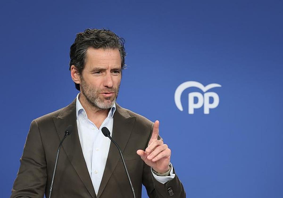 El portavoz del Partido Popular (PP), Borja Sémper, este lunes en rueda de prensa