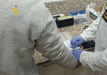 Detenidos unos padres por maltratar e intentar casar a sus hijas de forma forzosa en el extranjero