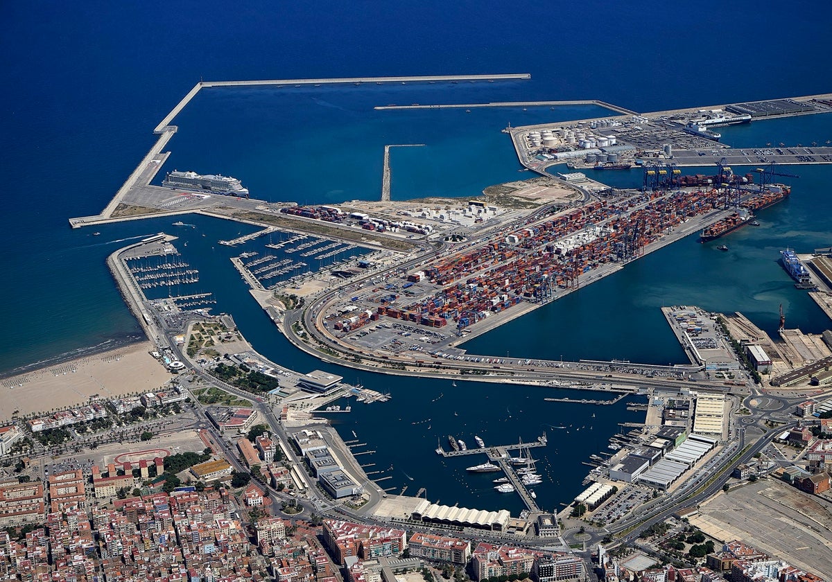 Vista aérea del Puerto de Valencia