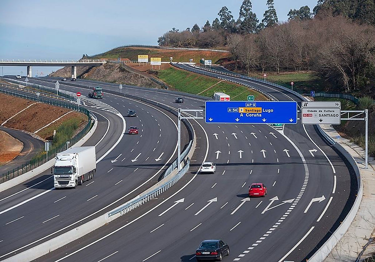 Salida de la AP-9 a la Cidade da Cultura, en Santiago