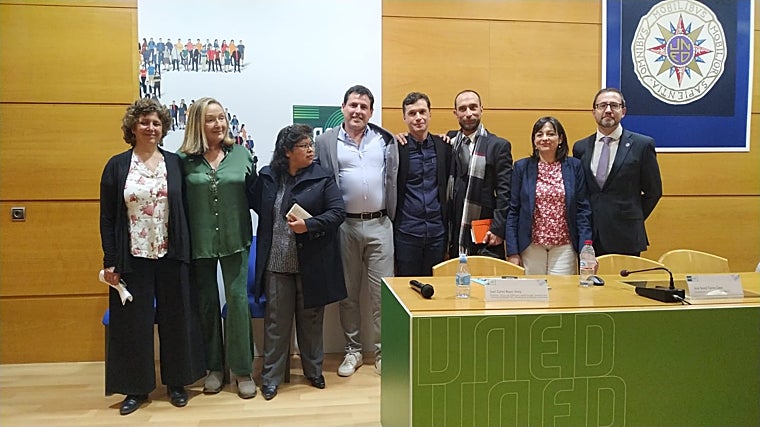 Participantes en el encuentro en Valencia.