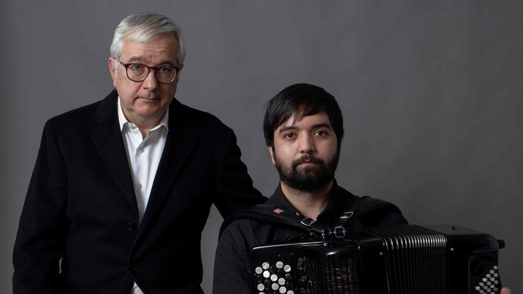 Cena con espectáculo poético y musical en torno a lo que pesa una cabeza humana