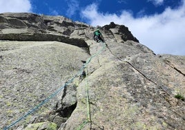 Fallece un escalador tras sufrir una caída en la sierra abulense de La Paramera