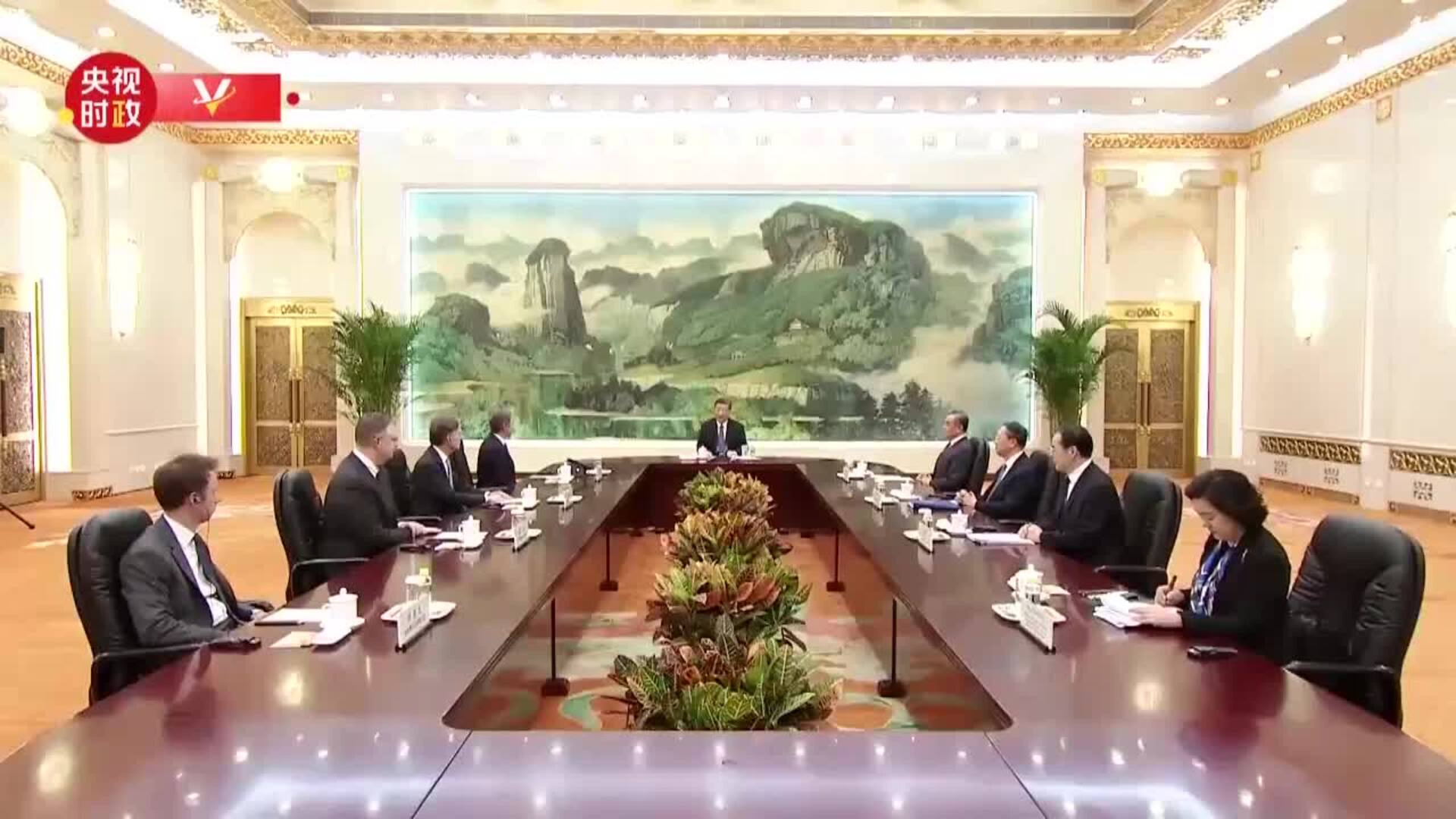Xi recibe a Blinken en Pekín en una visita marcada por el posible veto a Tiktok en EEUU