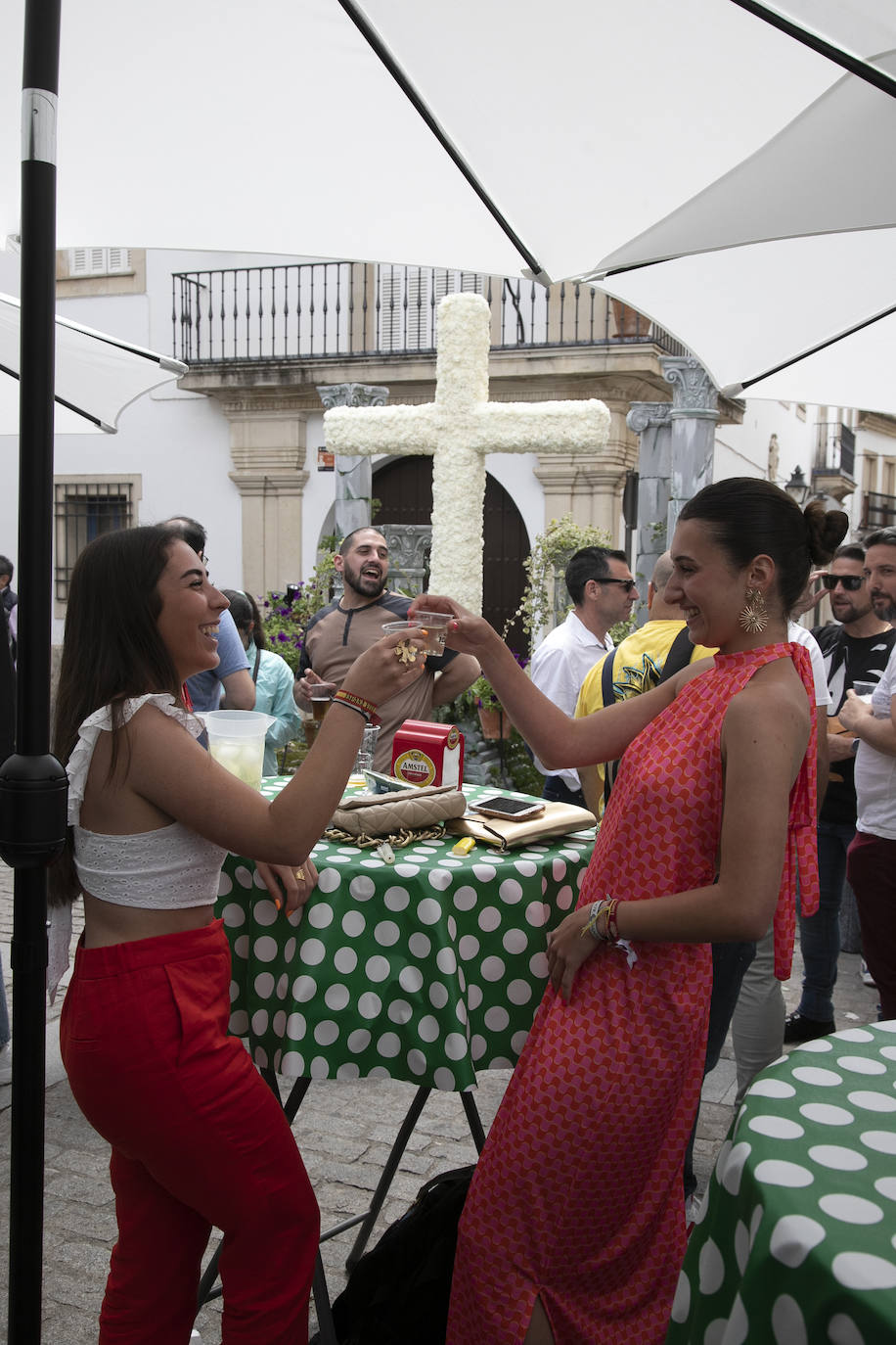 Fotos: el comienzo de las Cruces de Mayo de Córdoba