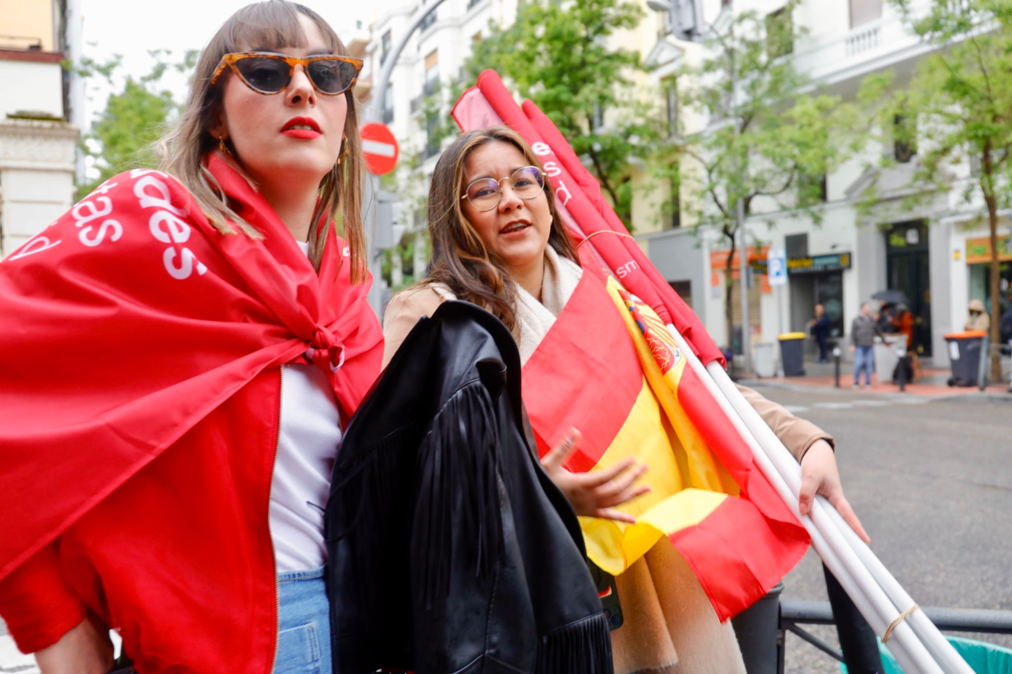 Comité Federal del PSOE y acto de apoyo de simpatizantes de Pedro Sánchez frente a Ferraz, en imágenes