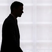 Ministros del Gobierno, a ABC: «El presidente sabe que esto no va a parar, que van a seguir atacando a su mujer»