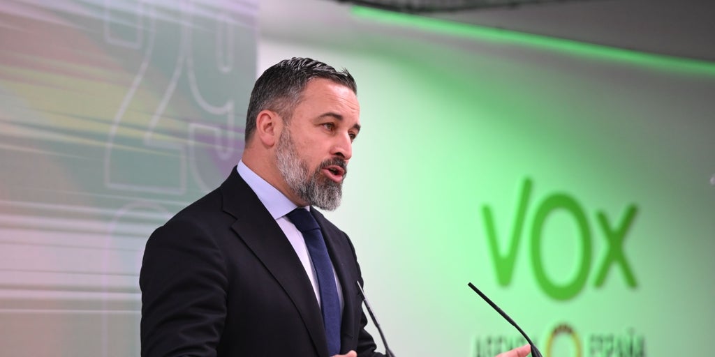 Abascal apela al PP para que rompa toda relación con el PSOE: «Lo peor ...