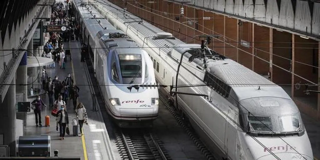 Renfe refuerza las conexiones de alta velocidad entre Madrid y Andalucía con 5.500 plazas extra de cara al puente de mayo