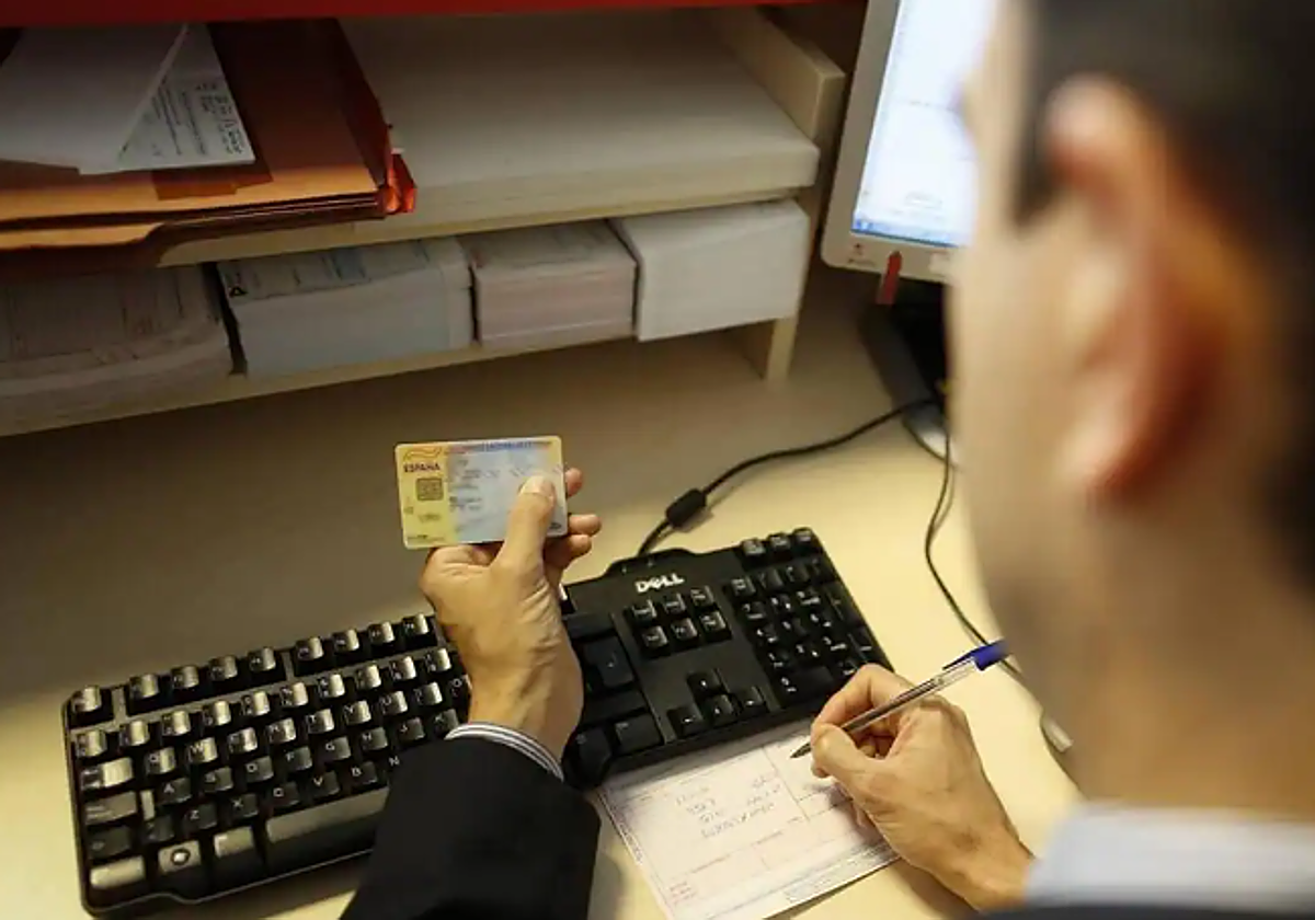 Oficina del DNI en foto de archivo