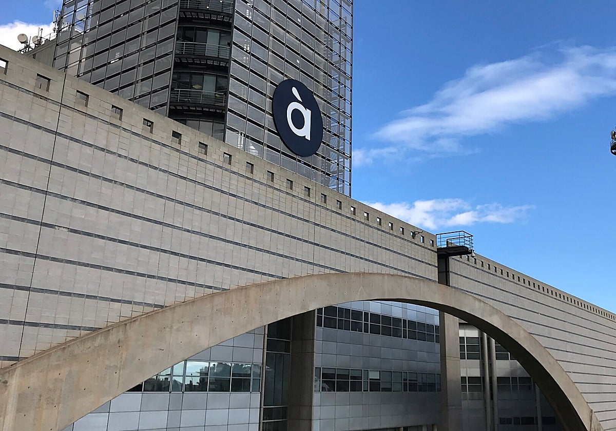 Imagen archivo de la sede central de la radiotelevisión pública valenciana À Punt