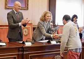 La Infanta Elena agradece a Salud Mental León su trabajo para que «las personas vulnerables tengan una atención adecuada»