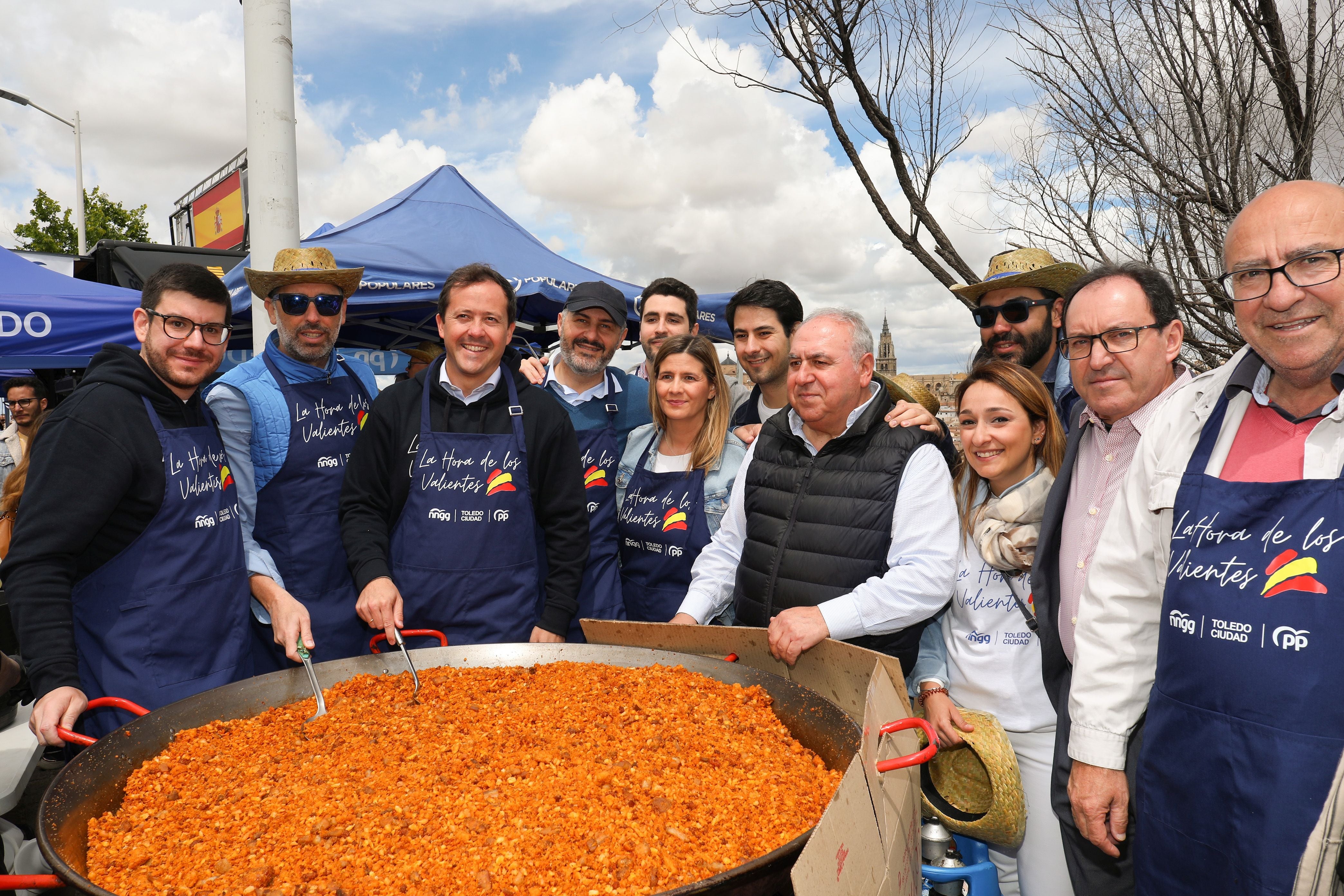 Multitudinario y frío Día del Valle en Toledo