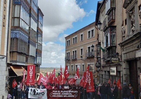 Los manifestación en Toledo llegando a la céntrica plaza de Zocodover, en Toledo