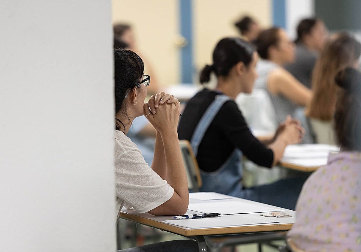 Aspirantes, durante unas oposiciones de Profesores de Secundaria en Andalucía