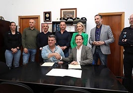 El Ayuntamiento de Toledo firma un acuerdo con la Policía Local que «garantiza y mejora el servicio a los toledanos»