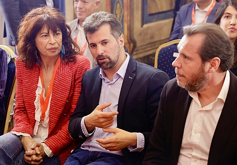 Ana Redondo, Luis Tudanca y Óscar Puente, este viernes en Salamanca