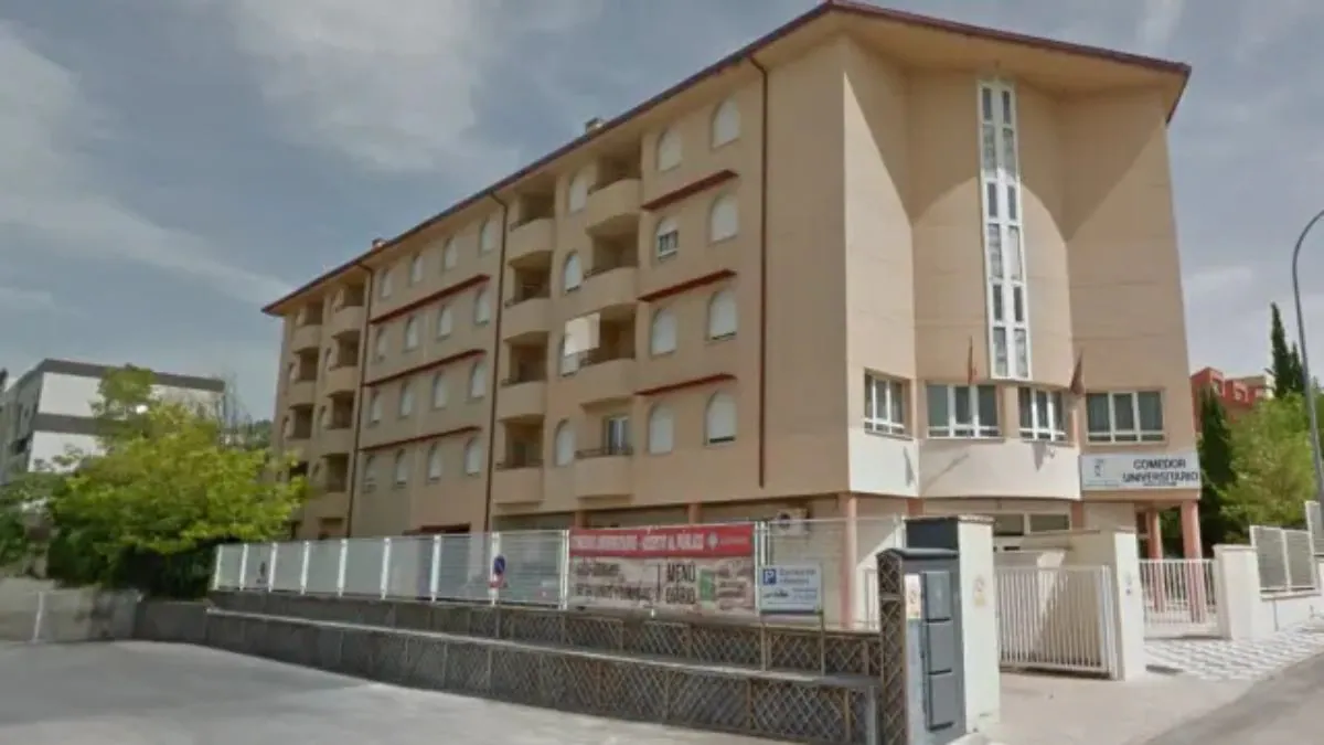 Más de 20 jóvenes sufren una intoxicación en Cuenca por una comida en mal estado