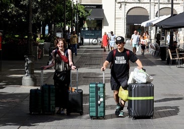 Los hoteles rozan el lleno para los días más fuertes de la Fiesta de los Patios