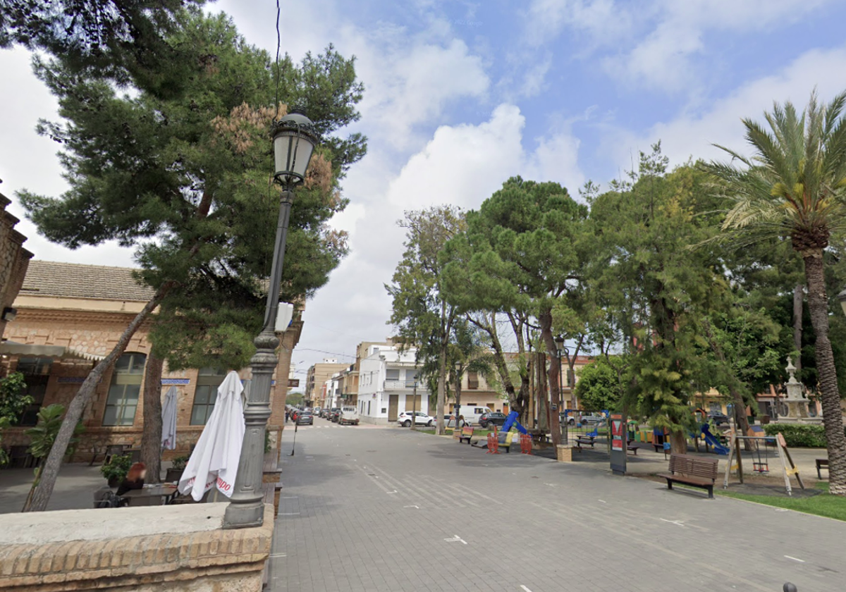 Imagen de archivo de la plaza de la Alameda de Foios (Valencia)